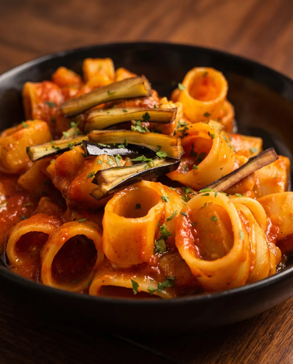 Calamarata melanzane e spada — Il Vesuvio Gex
