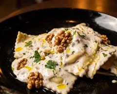 Ravioli tartufo & burrata — Il Vesuvio Gex