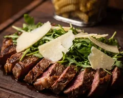 Tagliata di entrecôte Angus — Il Vesuvio Gex